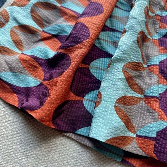 HD in Paris Anthropologie Geometric Print Pleated Silk Teal Skirt Size 12P Pocke - Picture 4 of 8